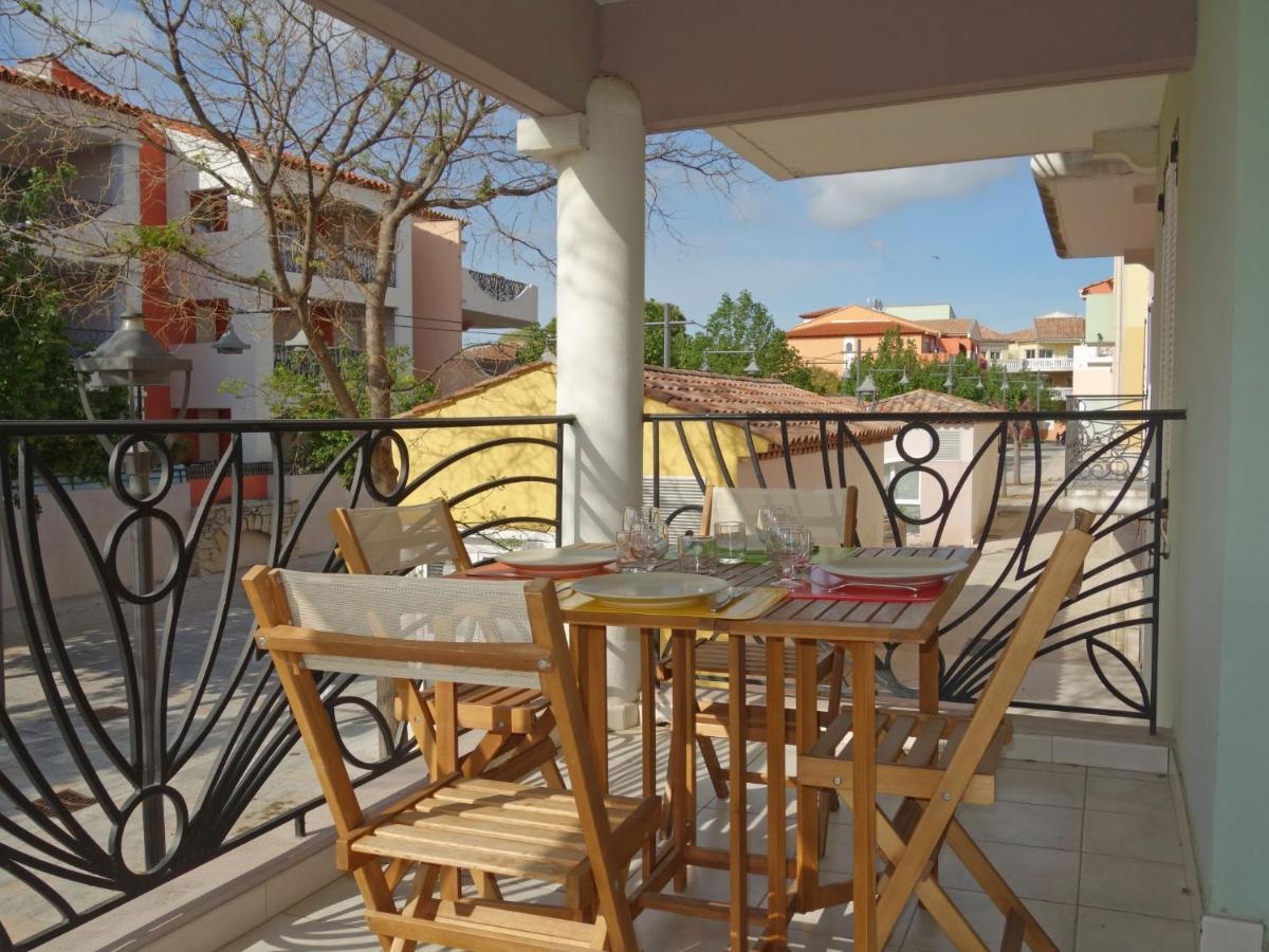Apartment Le Madrilene By Interhome Saint-Cyr-sur-Mer Exteriör bild
